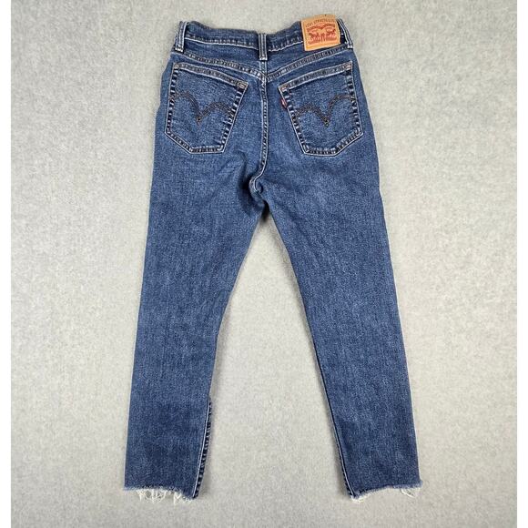 Levi's Jeans Womens Size 26x27 Wedgie Straight Button Fly Raw Hem - Picture 3 of 16